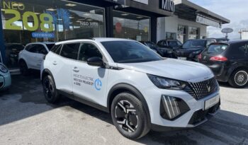 PEUGEOT e 2008 FL 156hp (54 KW) ALLURE full