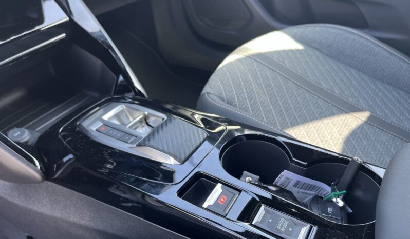 PEUGEOT e 2008 FL 156hp (54 KW) ALLURE full