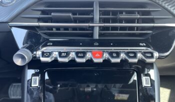 PEUGEOT e 2008 FL 156hp (54 KW) ALLURE full