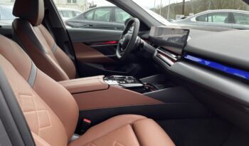 BMW 550e xDrive Sedan G60 (Π) full