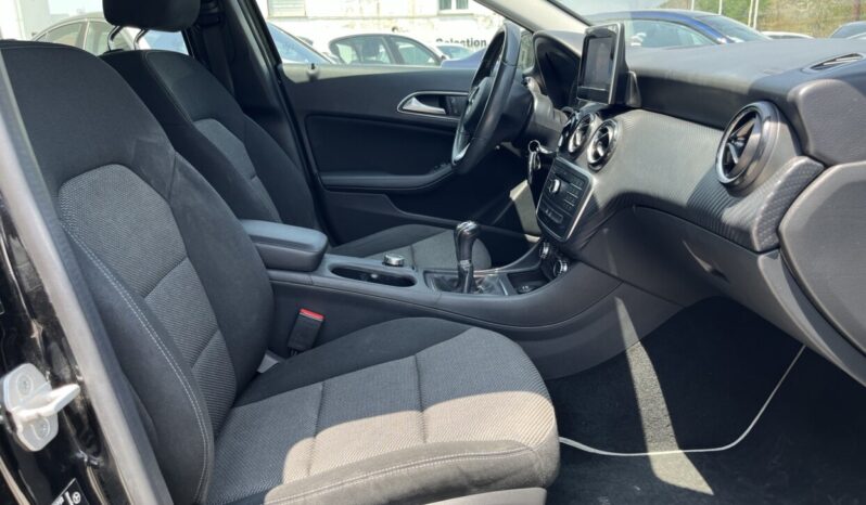 Mercedes-Benz GLA180 1.6 ΕΛΛΗΝΙΚΟ (Π) full