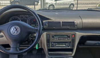 Volkswagen Passat 1.8 full