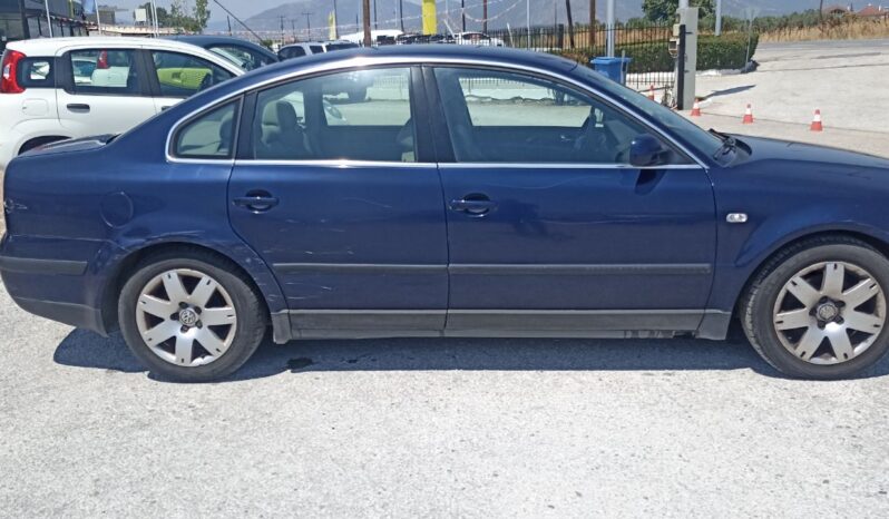 Volkswagen Passat 1.8 full