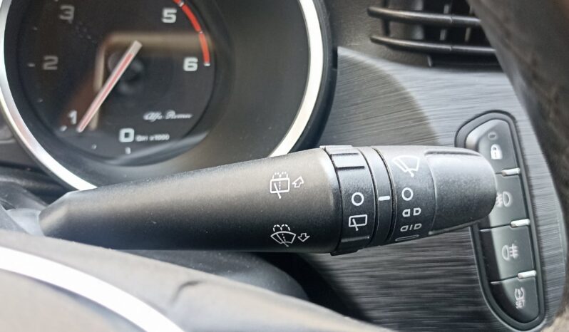 ALFA ROMEO GIULIETTA 1.6JTD 120HP (EN) (A) full