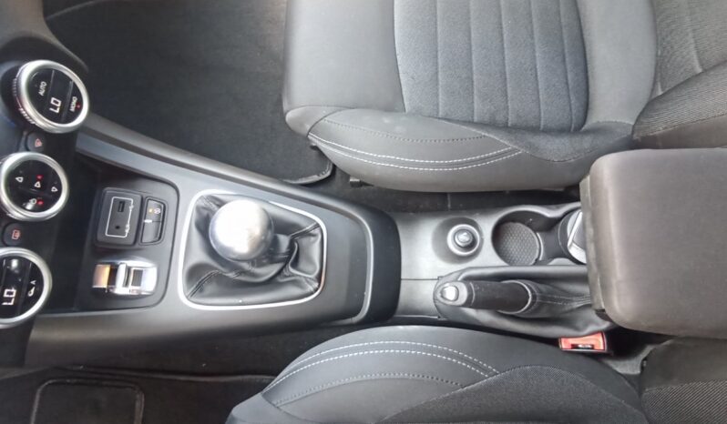 ALFA ROMEO GIULIETTA 1.6JTD 120HP (EN) (A) full