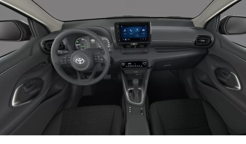 TOYOTA Yaris 1.5 HDF 116hp Active Plus full