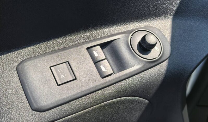 PEUGEOT e-PARTNER VAN 136hp L2H1 full
