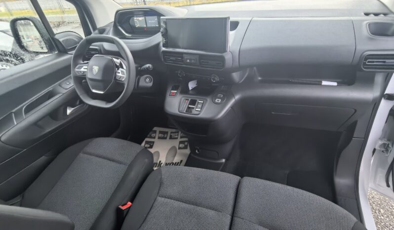 PEUGEOT e-PARTNER VAN 136hp L2H1 full