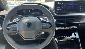 PEUGEOT 2008 FL 1.2 HYBRID 145 E-DCS6 N3 ALLURE full