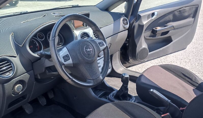 Opel Corsa 1.4 BENZINH full