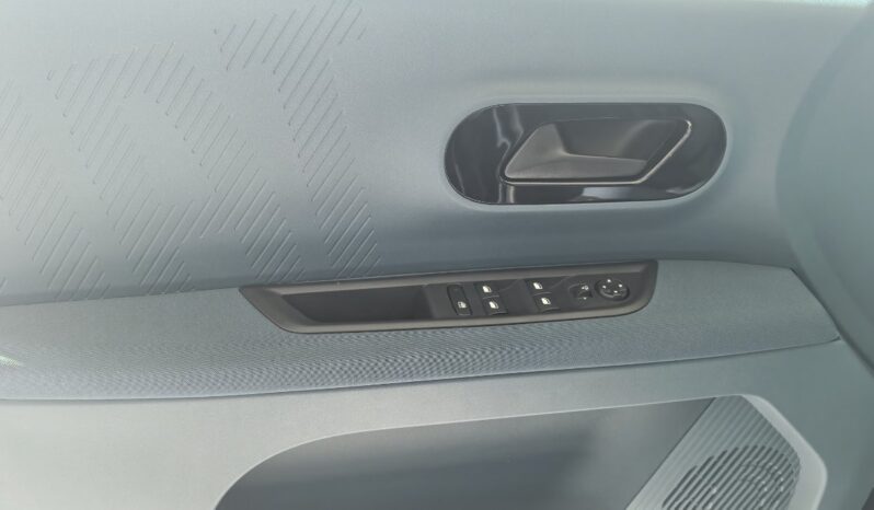 Fiat Grande Panda Electric la Prima 113hp full