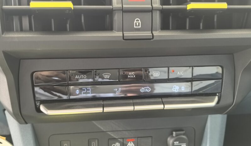 Fiat Grande Panda Electric la Prima 113hp full