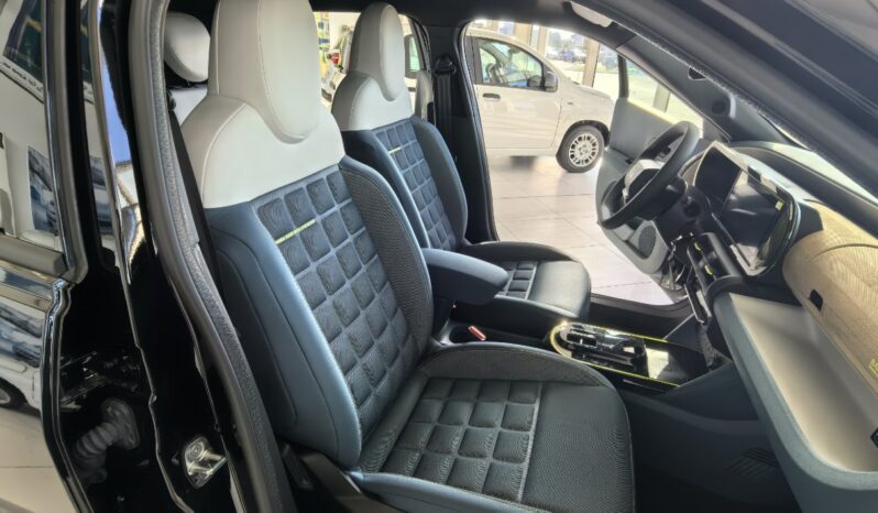 Fiat Grande Panda Electric la Prima 113hp full