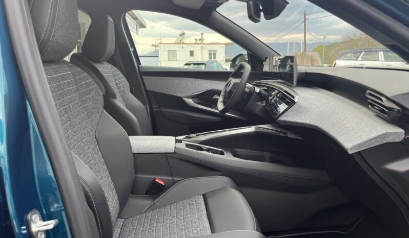 Peugeot 3008 HYBRID 145hp E-DCS6 ALLURE full