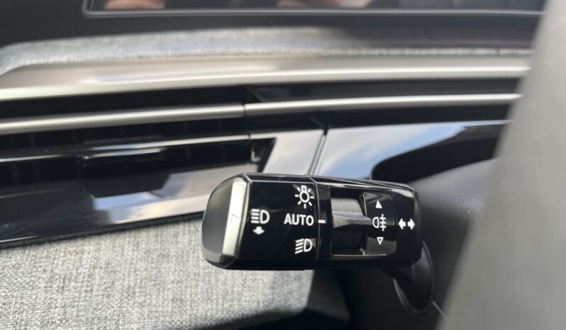 Peugeot 3008 HYBRID 145hp E-DCS6 ALLURE full
