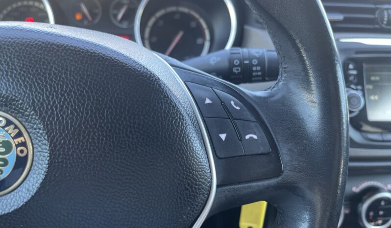 Alfa Romeo Giulietta 1.6 JTD 105hp full