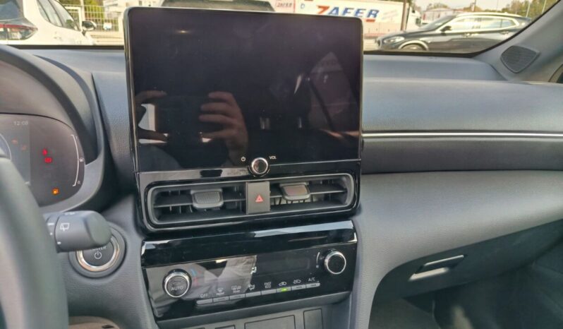 Toyota Yaris Cross 1.5 HDF 130hp Style Bitone full