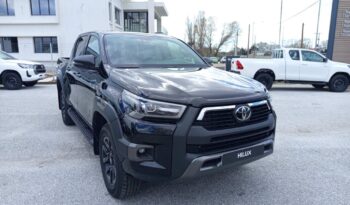 TOYOTA HILUX DC 4X4 2.8D 48V INVINCIBLE A/T full