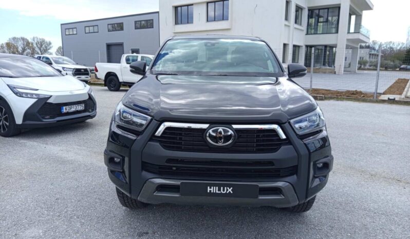 TOYOTA HILUX DC 4X4 2.8D 48V INVINCIBLE A/T full