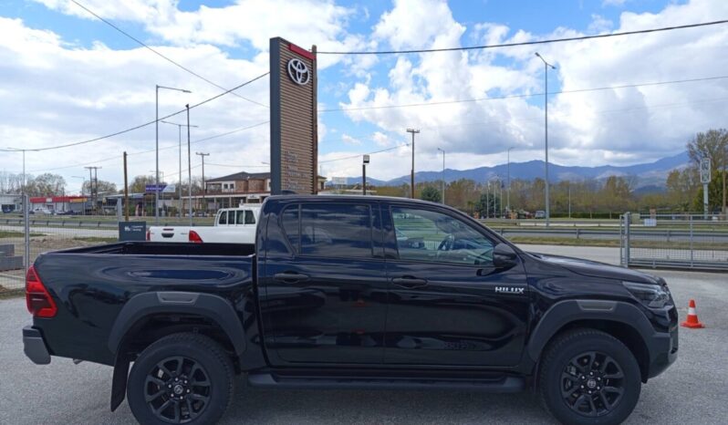 TOYOTA HILUX DC 4X4 2.8D 48V INVINCIBLE A/T full