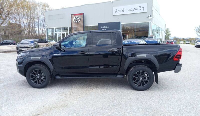 TOYOTA HILUX DC 4X4 2.8D 48V INVINCIBLE A/T full
