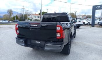 TOYOTA HILUX DC 4X4 2.8D 48V INVINCIBLE A/T full
