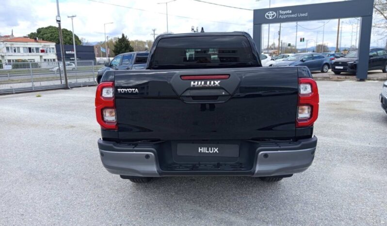 TOYOTA HILUX DC 4X4 2.8D 48V INVINCIBLE A/T full