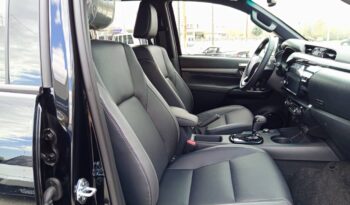 TOYOTA HILUX DC 4X4 2.8D 48V INVINCIBLE A/T full