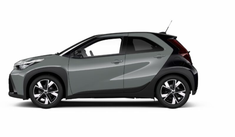 TOYOTA AYGO Cross 1.5PHDF 116hp X-PULSE full