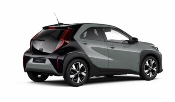 TOYOTA AYGO Cross 1.5PHDF 116hp X-PULSE full