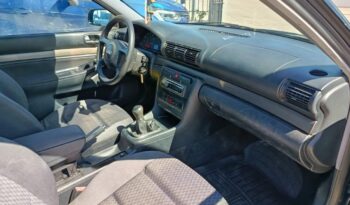 AUDI A4 1.6 BENZINH full