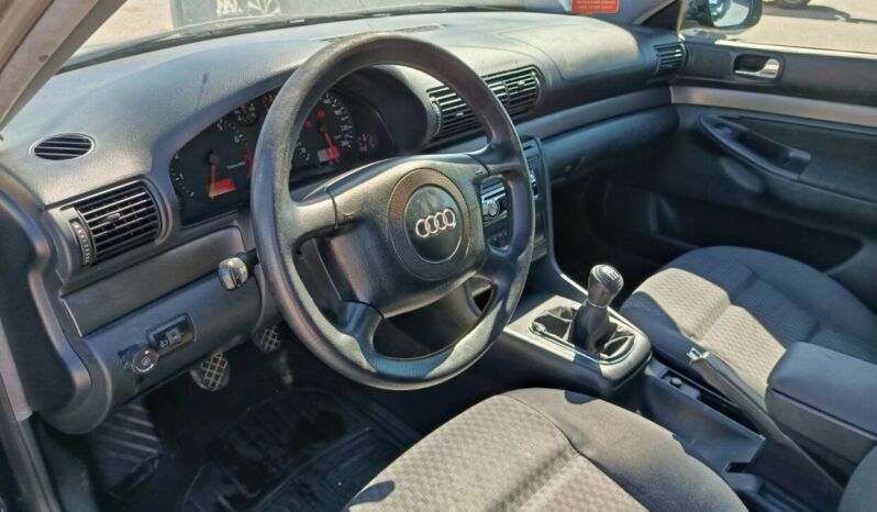 AUDI A4 1.6 BENZINH full
