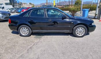 AUDI A4 1.6 BENZINH full