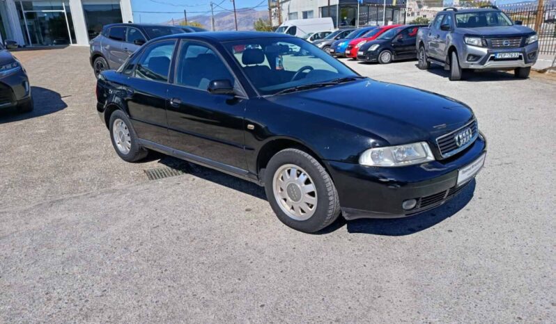 AUDI A4 1.6 BENZINH full