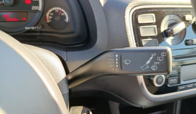 Volkswagen Up! 1.0 Black Up full