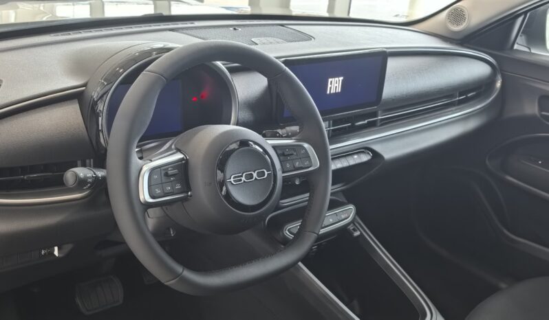FIAT 600 Hybrid 1.2cc 110hp DCT Auto Comfort MY25 full