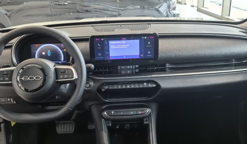 FIAT 600 Hybrid 1.2cc 110hp DCT Auto Comfort MY25 full