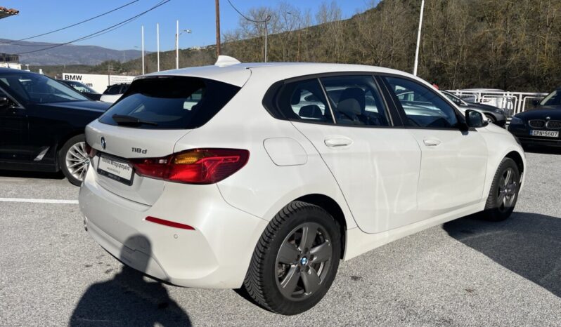 BMW 116d F40 Advantage full