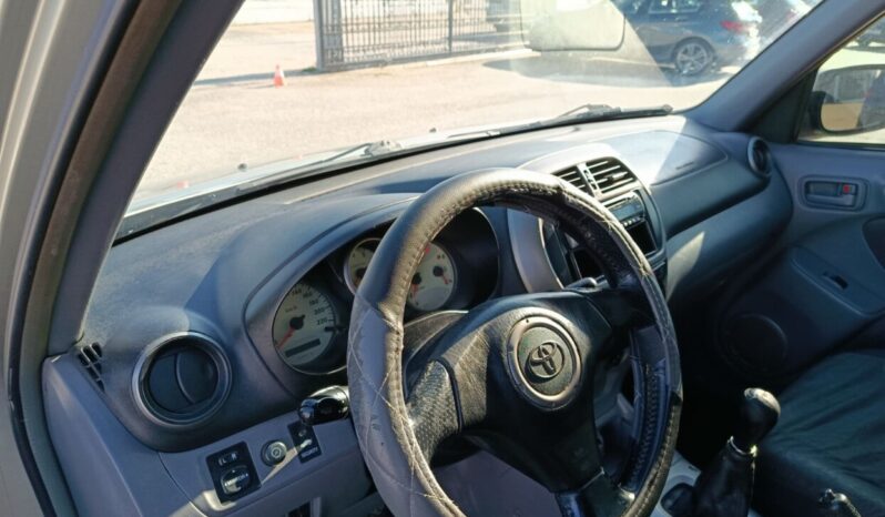 TOYOTA RAV4 2.0 4×4 150hp full