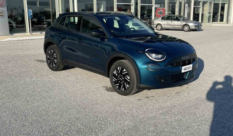 FIAT 600 Hybrid 1.2cc 110CV DCT Comfort full