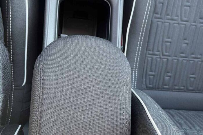 FIAT 600 Hybrid 1.2cc 110CV DCT Comfort full