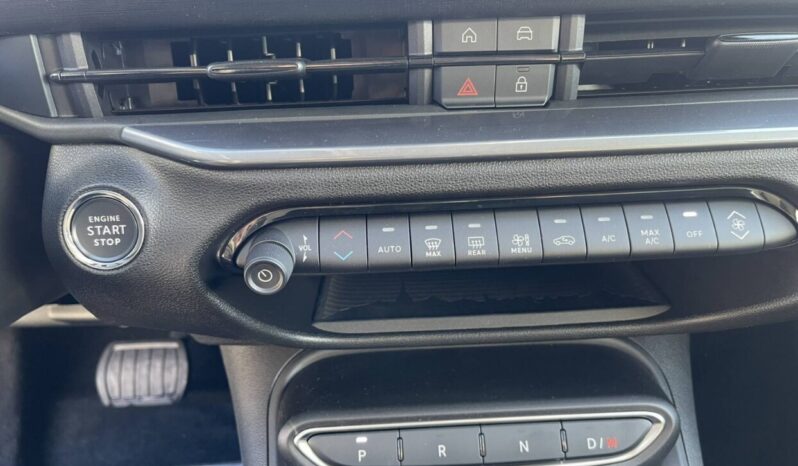 FIAT 600 Hybrid 1.2cc 110CV DCT Comfort full