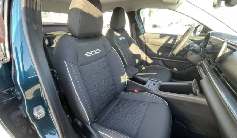 FIAT 600 Hybrid 1.2cc 110CV DCT Comfort full