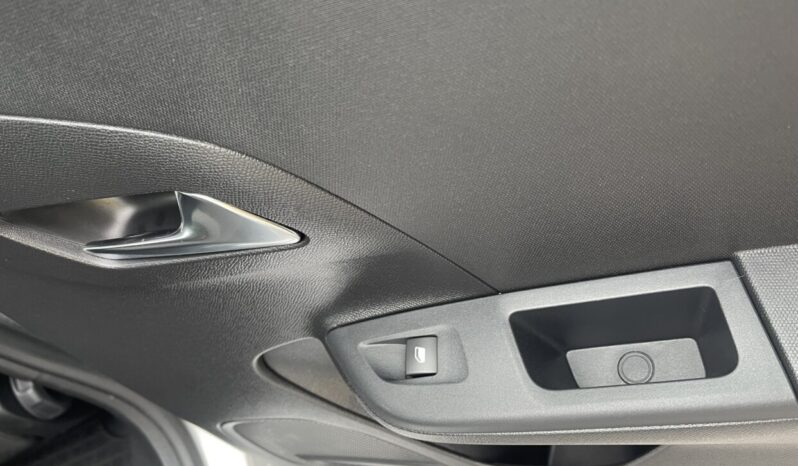 Opel Corsa 1.2 EDITION AT8 100hp (Φ) full