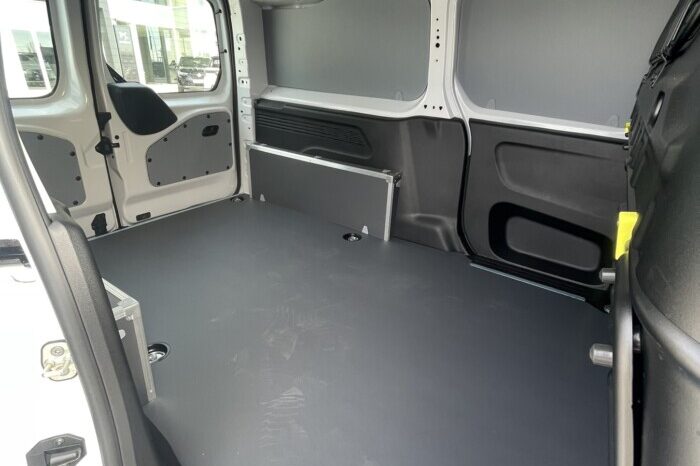 FIAT Doblo VAN CARGO Diesel 1.5cc 100HP L2H1 full