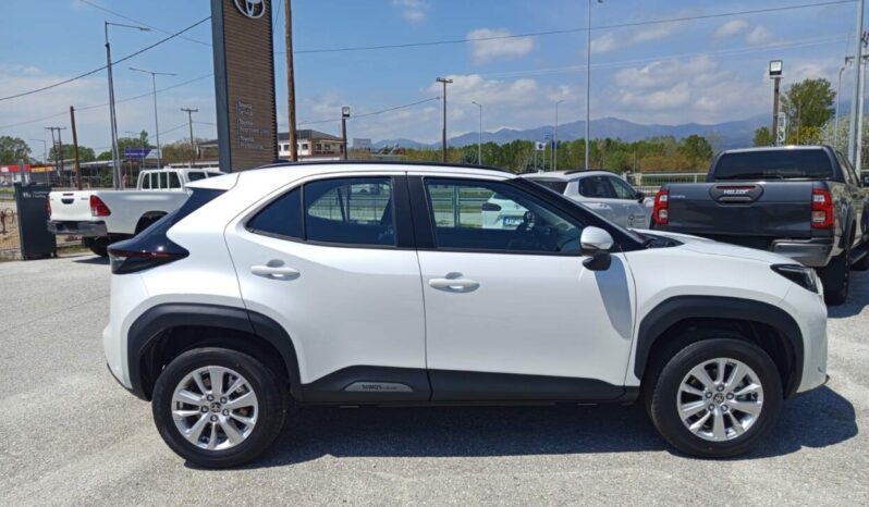Toyota Yaris Cross 1.5 HDF 130hp Active Plus full