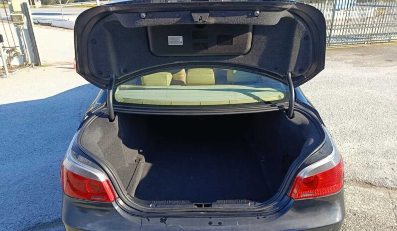 BMW 523 i 2.5lt  E60 EXCLUSIVE full
