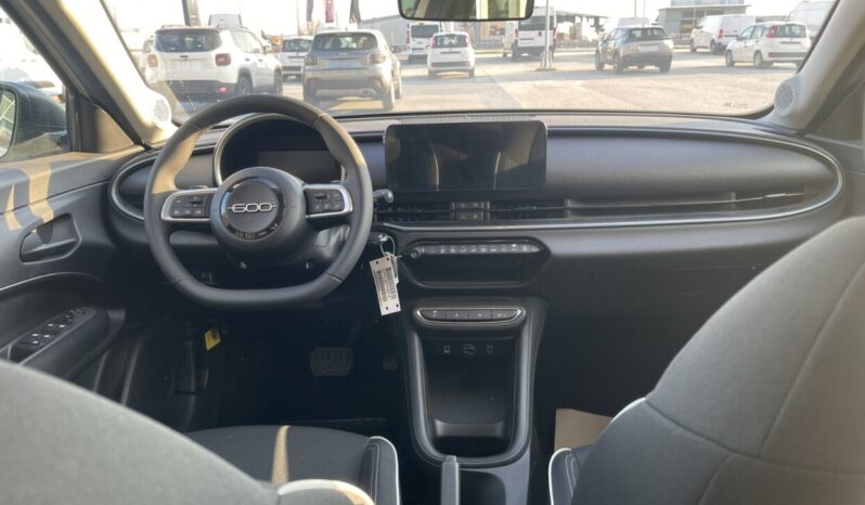 Fiat 600 1.2cc 110CV mHev DCT full