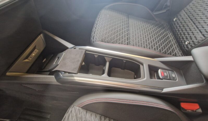 Renault CLIO 6 Techno 1.8 FULL HYBRID 160hp full