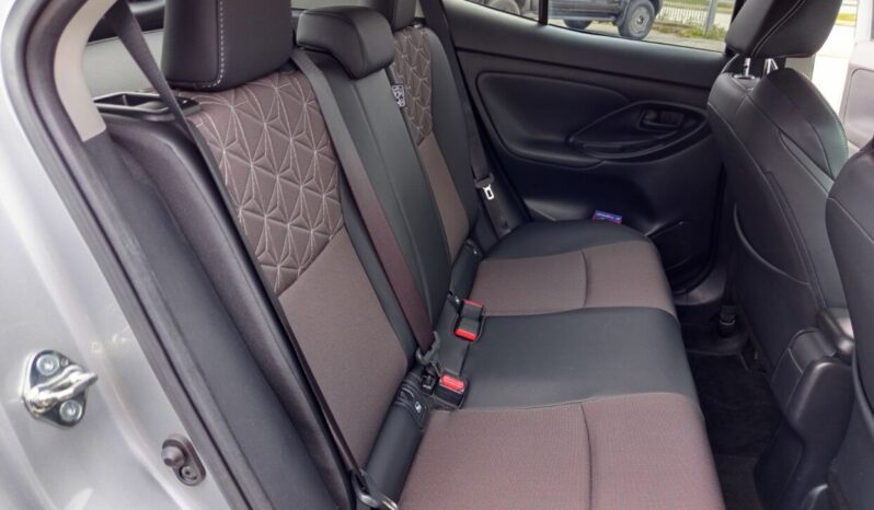 Toyota Yaris Cross 1.5 HDF 130hp Elegant BI-TONE full